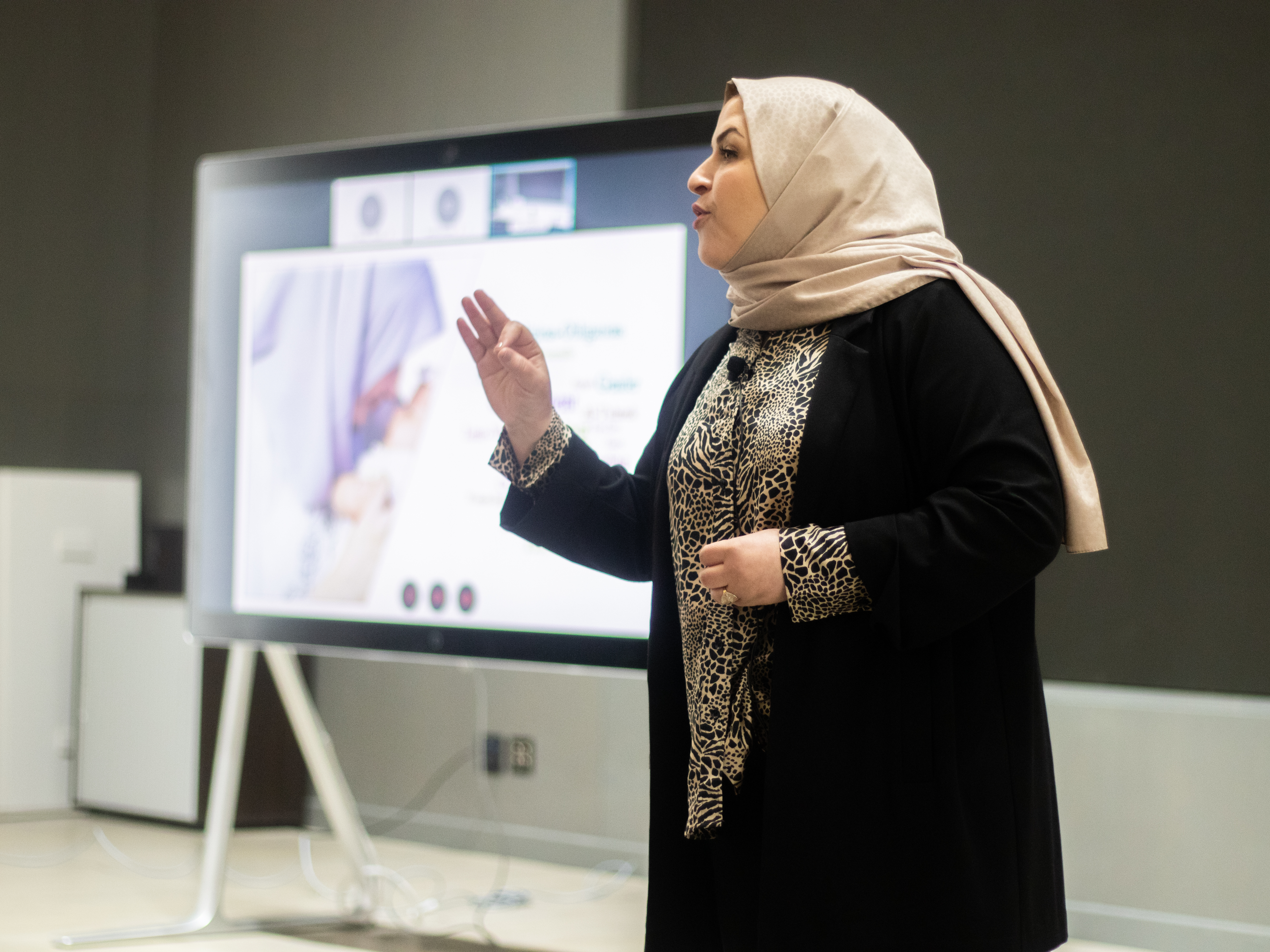 National 3MT Competition | Qatar University - Image47